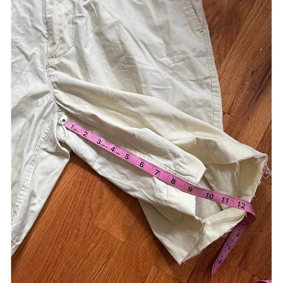 Abercrombie & Fitch‎ Shorts Men's 34 Beige Flat Front Chino 10" Inseam Shorts - Picture 11 of 12